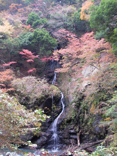 三日月の滝