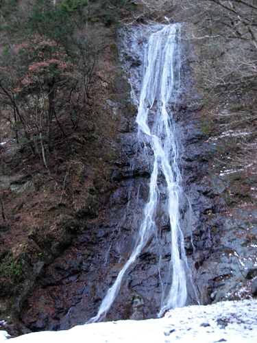 丸神の滝